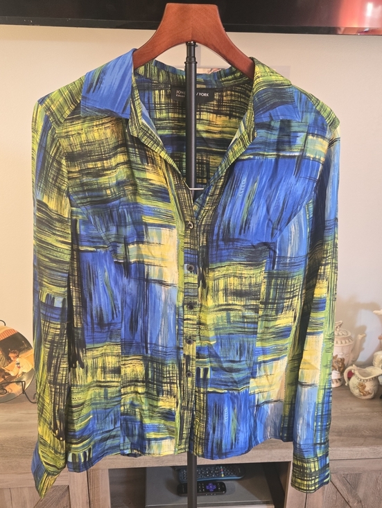 Jones New York Tops - Jones New York Blue and Yellow Brushstroke Button-Down Shirt